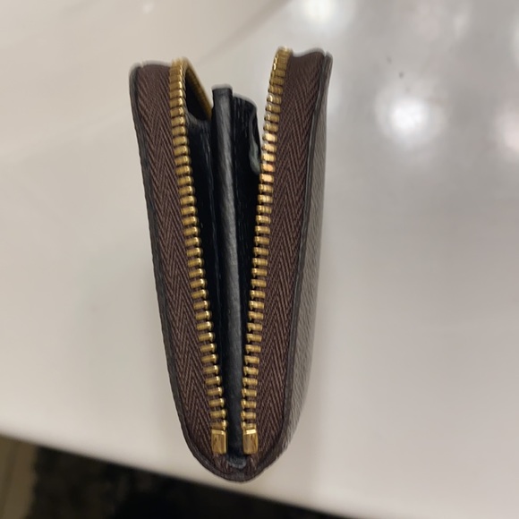 Zippy coin purse for sail used about 4 times - Picture 3 of 4